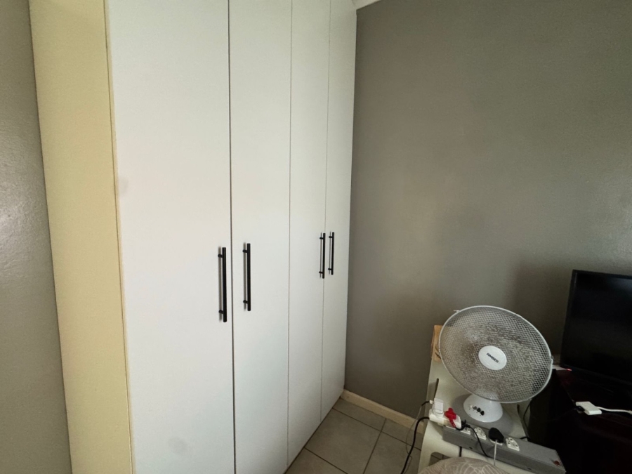 To Let 2 Bedroom Property for Rent in Greenfield Western Cape